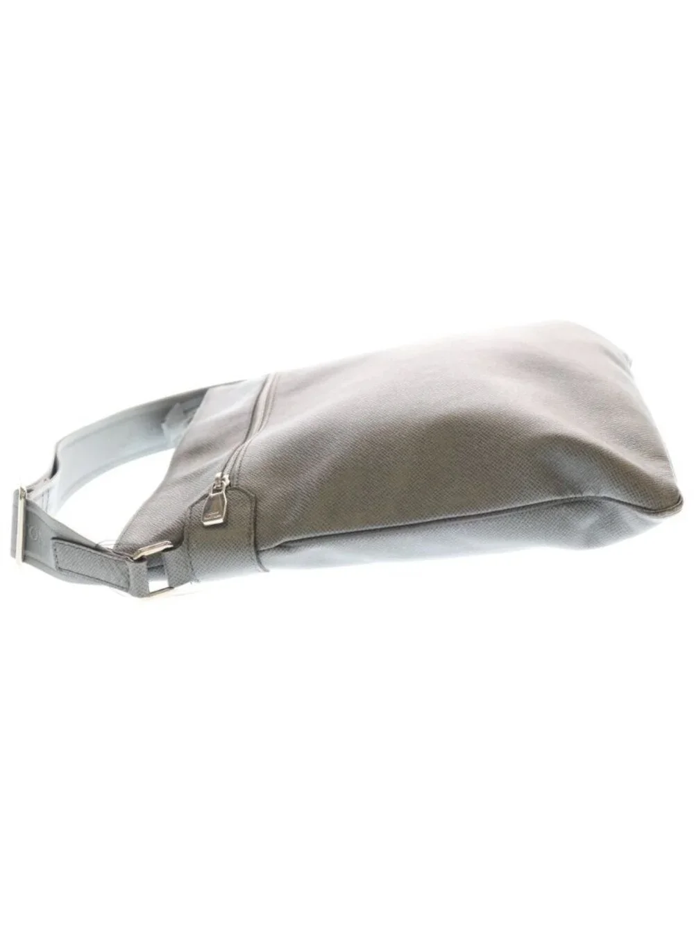 Louis Vuitton Taiga Sasha Shoulder Bag Gray Leather Silver